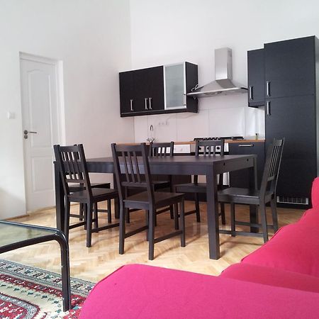 Anna 2 Bedrooms 2 Bathrooms 6 Bikes Budapest Habitación foto
